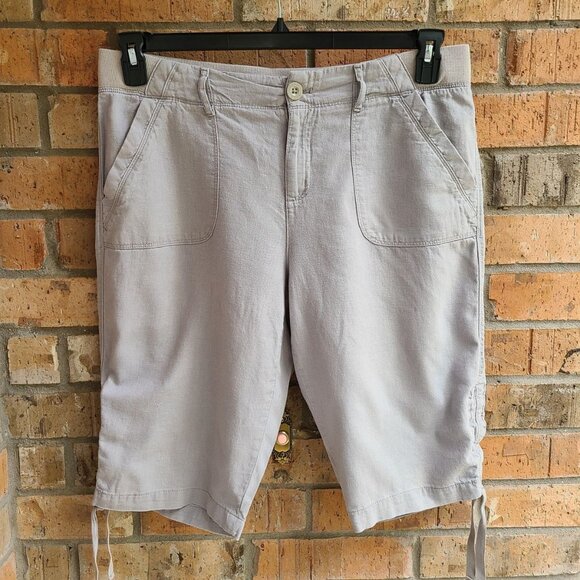 Izod Light Gray Capris - Picture 2 of 11